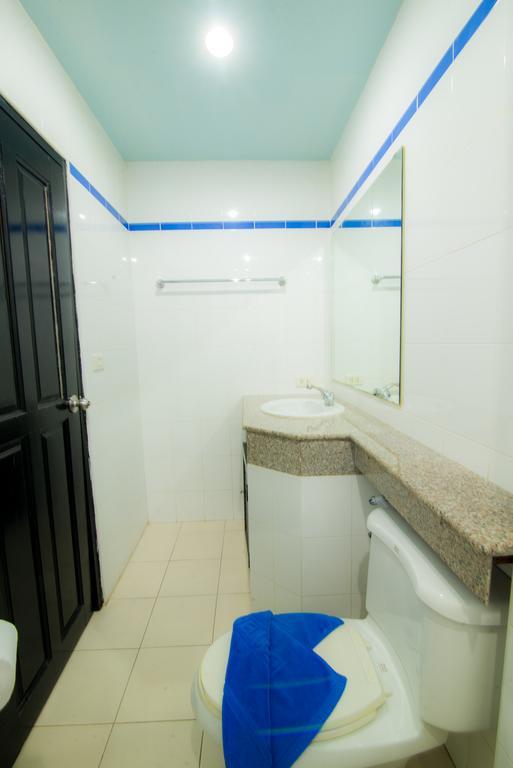 De Apartment Pattaja Kültér fotó